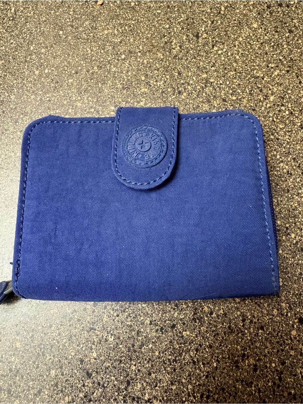 Kipling tri-fold wallet